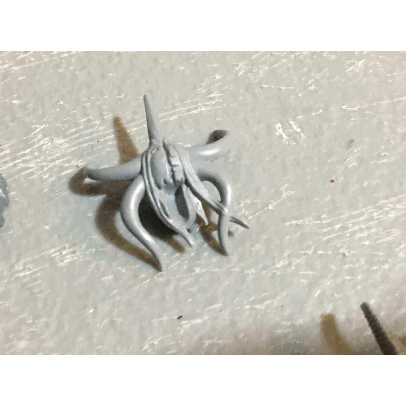 A23125 WARHAMMER FANTASY CHAOS BEASTMEN BITS LOT GORS BANNERS ARMS GW