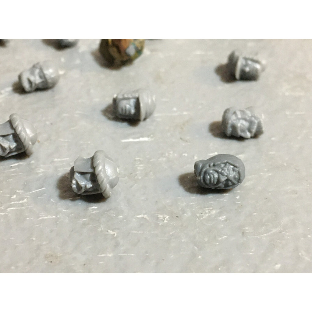 A23441 WARHAMMER FANTASY THE EMPIRE BITS LOT HEADS GAMES WORKSHOP GW