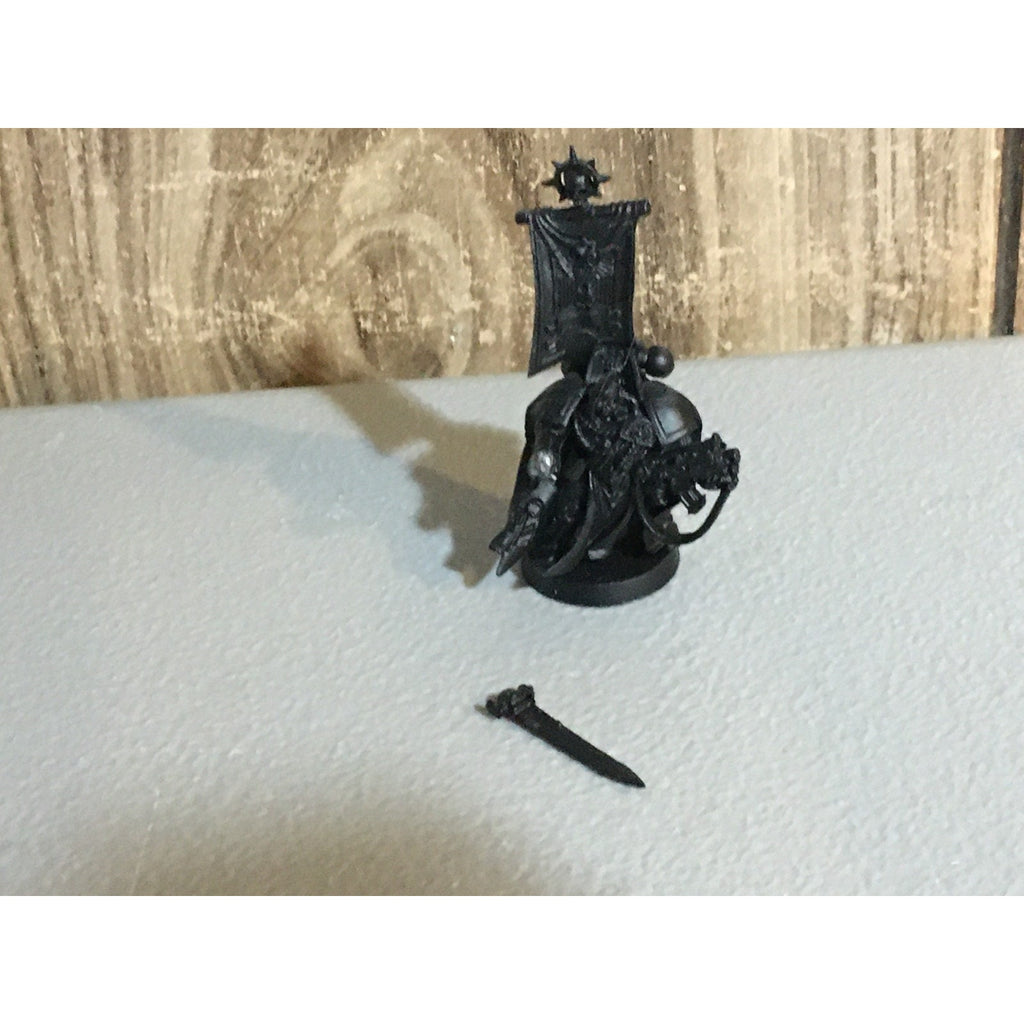 A32295 WARHAMMER 40K SPACE MARINES BLACK REACH CAPTAIN GW