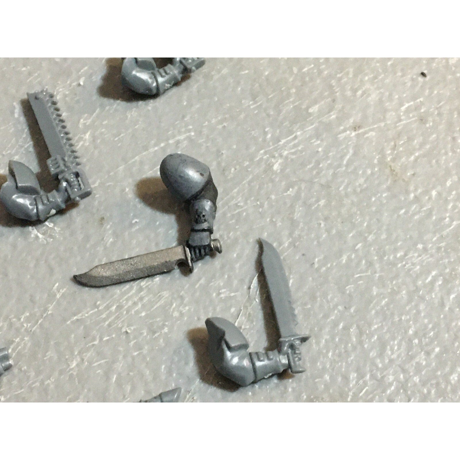 A23092 WARHAMMER 40K SPACE MARINES BITS LOT SCOUTS ARMS GAMES WORKSHOP GW