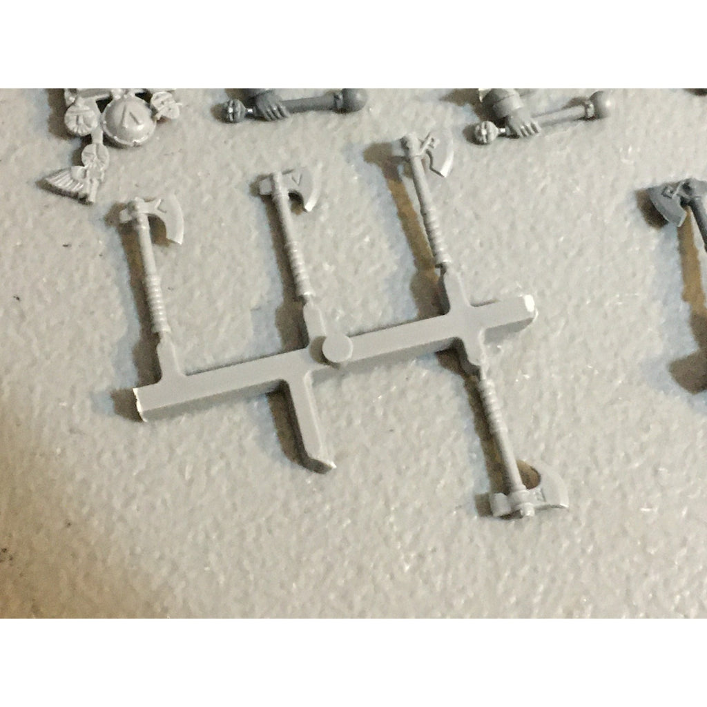 A33595 WARHAMMER FANTASY OLD WORLD DWARVES DWARFS BITS LOT BANNER AXE DRUM GW