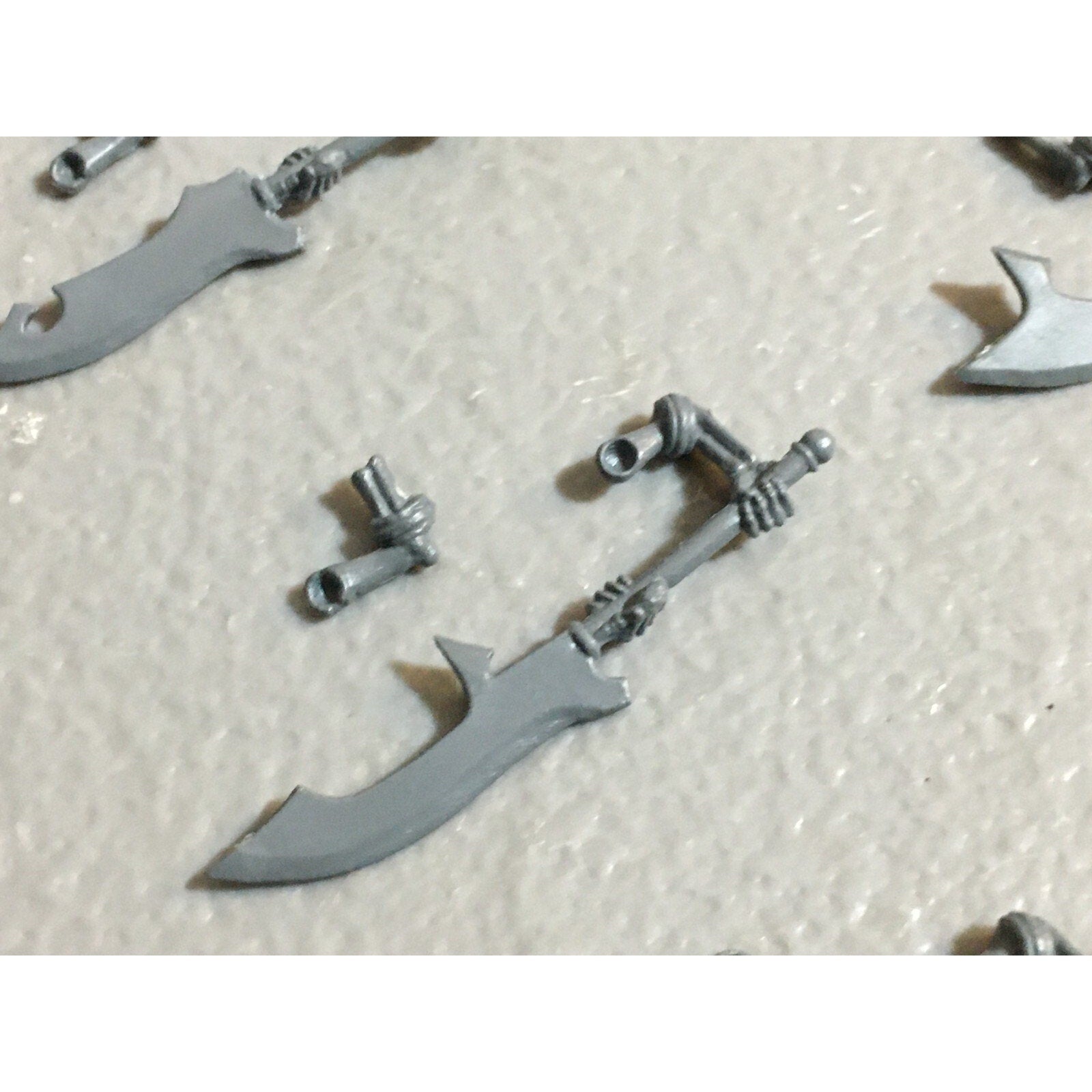 A23420 WARHAMMER FANTASY VAMPIRE COUNTS BITS LOT SKELETON WIGHT GREAT WEAPON ARM