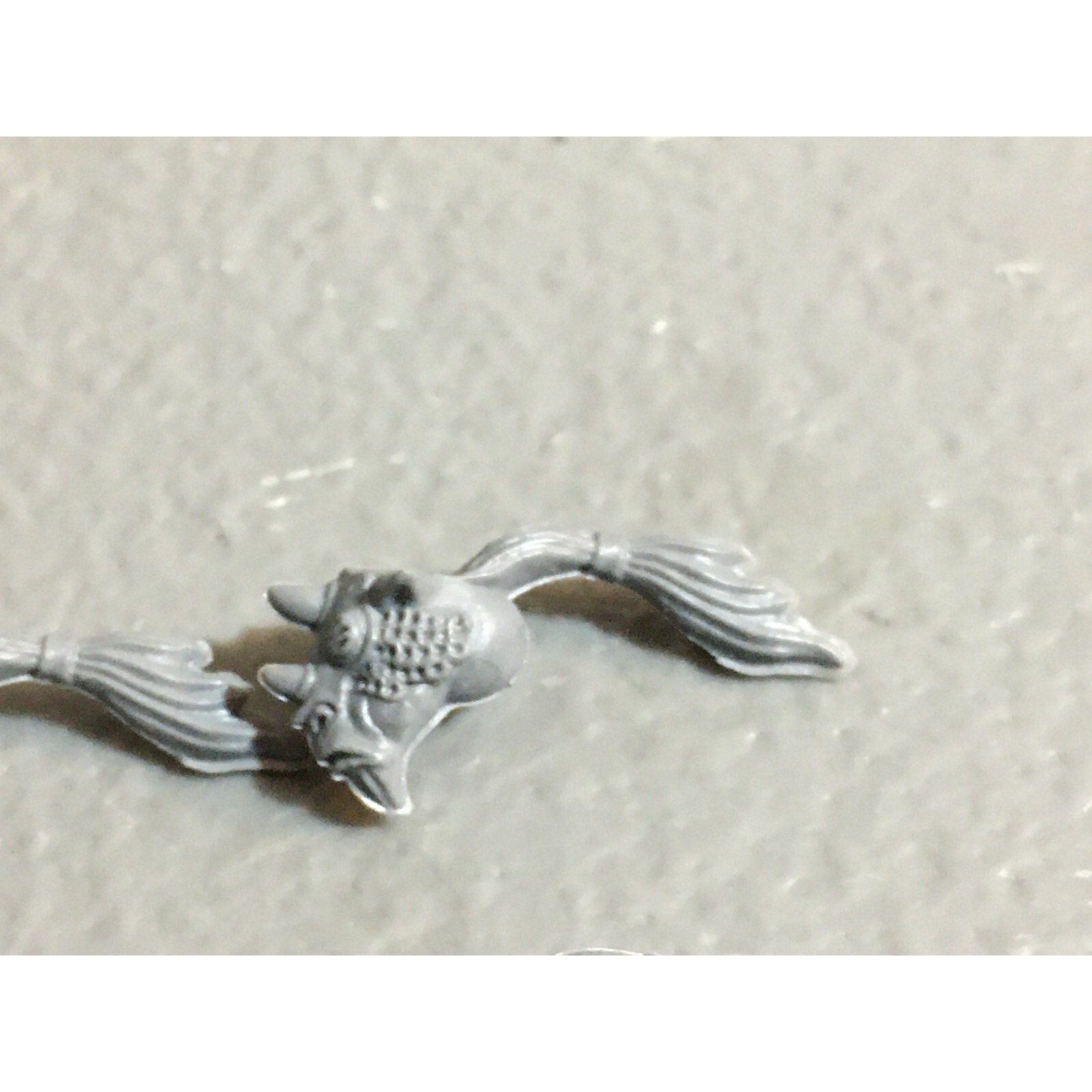 A23234 WARHAMMER FANTASY CHAOS BEASTMEN BITS LOT BESTIGOR ARMS HEADS GW