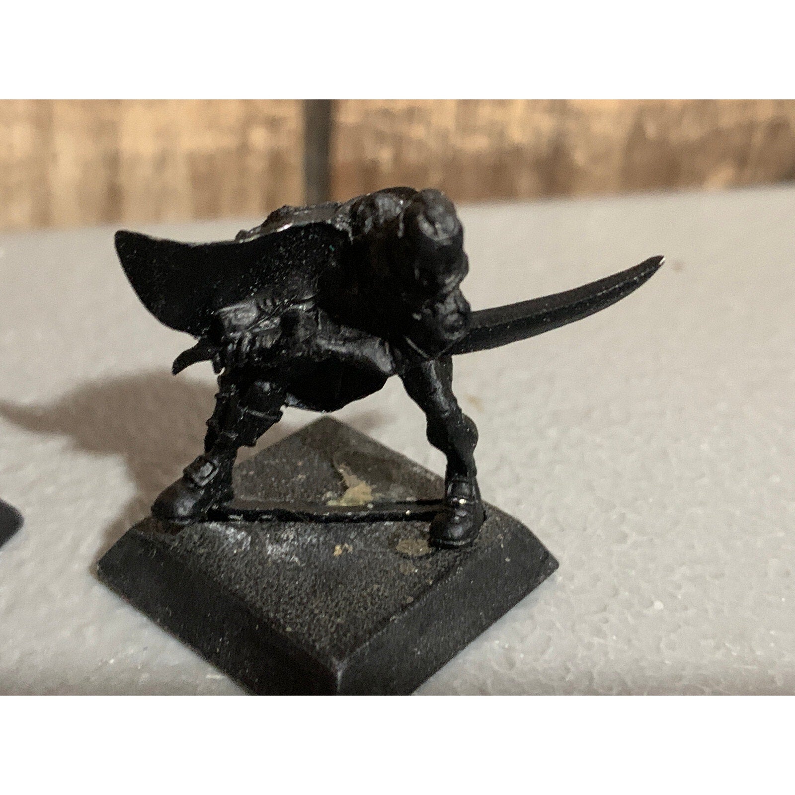 A10275 RACKHAM CONFRONTATION METAL OOP EXECUTIONERS GRIFFINS