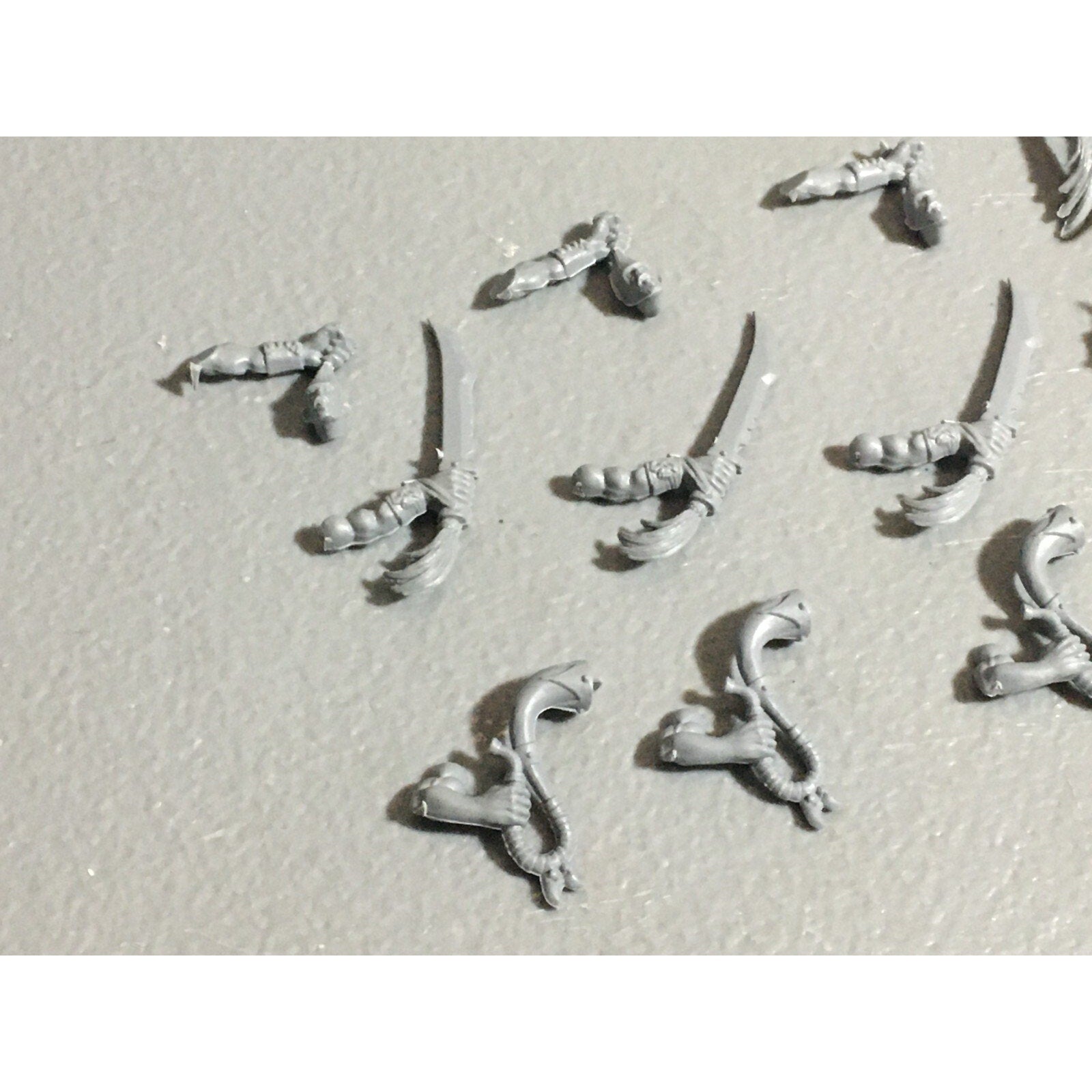 A22629 WARHAMMER FANTASY ORCS & GOBLINS BITS LOT GOBLIN WOLF RIDER ARMS GW