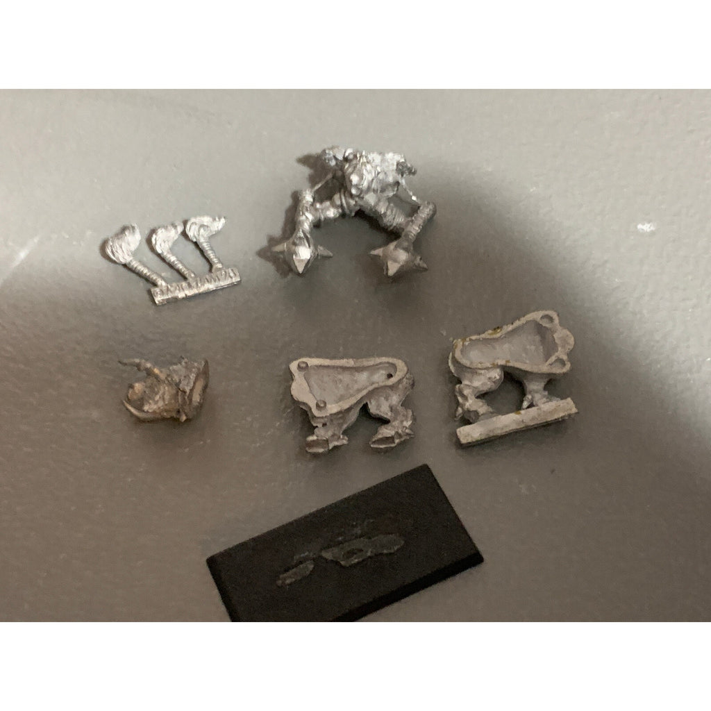 A10474 RACKHAM CONFRONTATION METAL OOP BOOR ON RAZORBACK DWARF