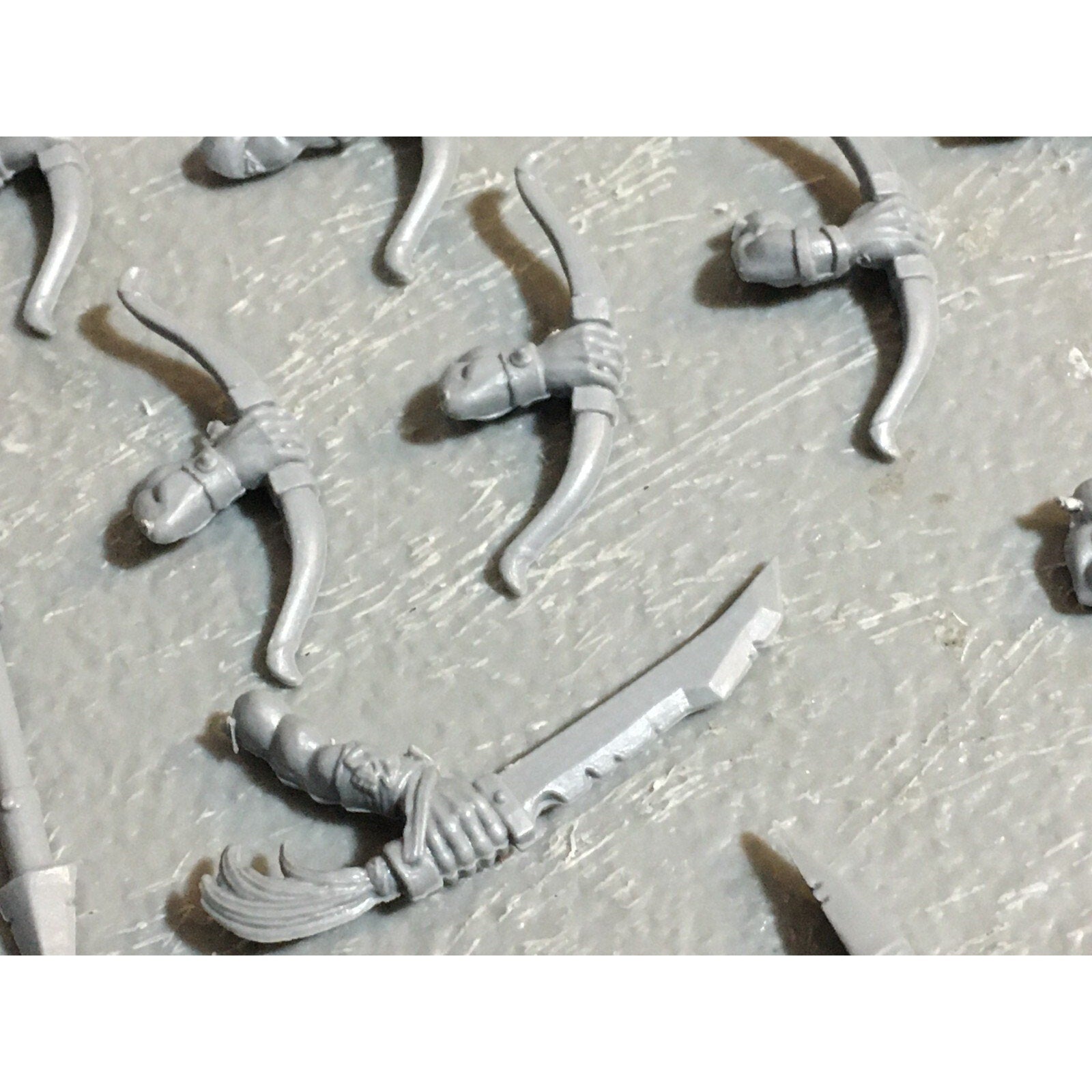 A23393 WARHAMMER FANTASY ORCS & GOBLINS BITS LOT WOLF RIDERS ARMS GW