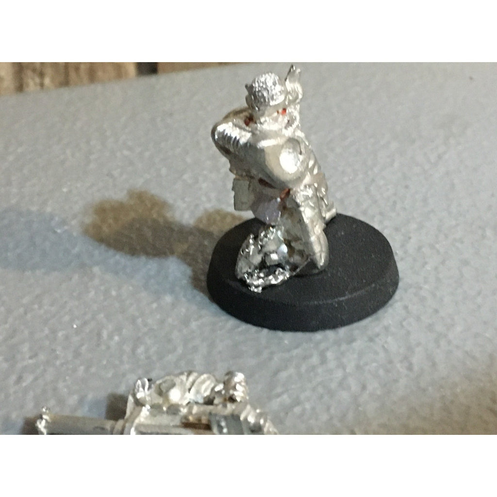 A33822 WARHAMMER 40K SPACE MARINES METAL SCOUT MISSILE LAUNCHER GW