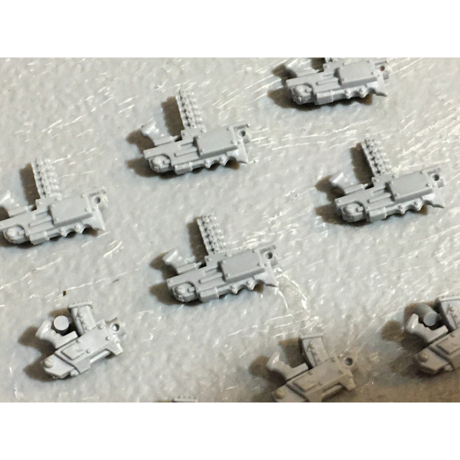 A23145 WARHAMMER 40K CHAOS SPACE MARINES ROGUE TRADER BITS LOT PISTOL BOLTER GW