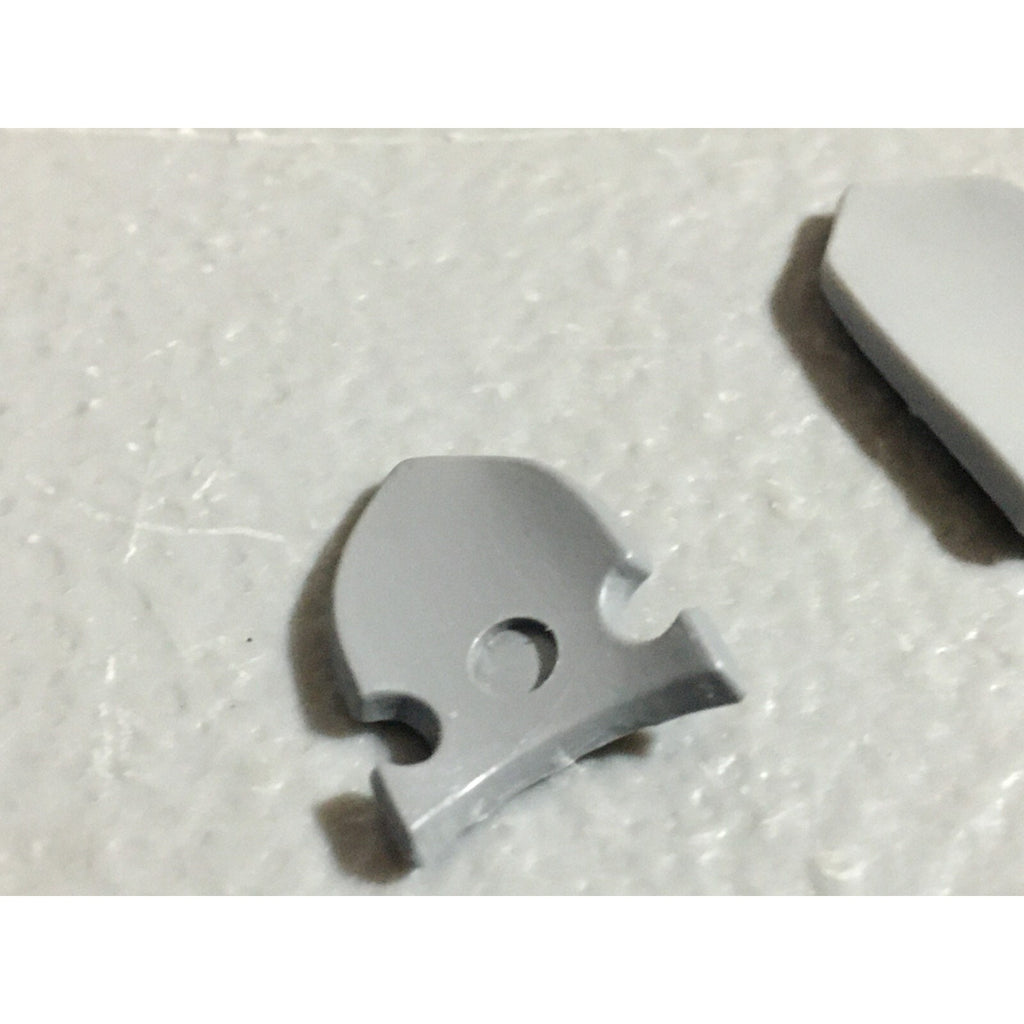 A22248 WARHAMMER FANTASY CHAOS MORTALS BITS LOT WARRIORS KNIGHTS SHIELDS GW OOP