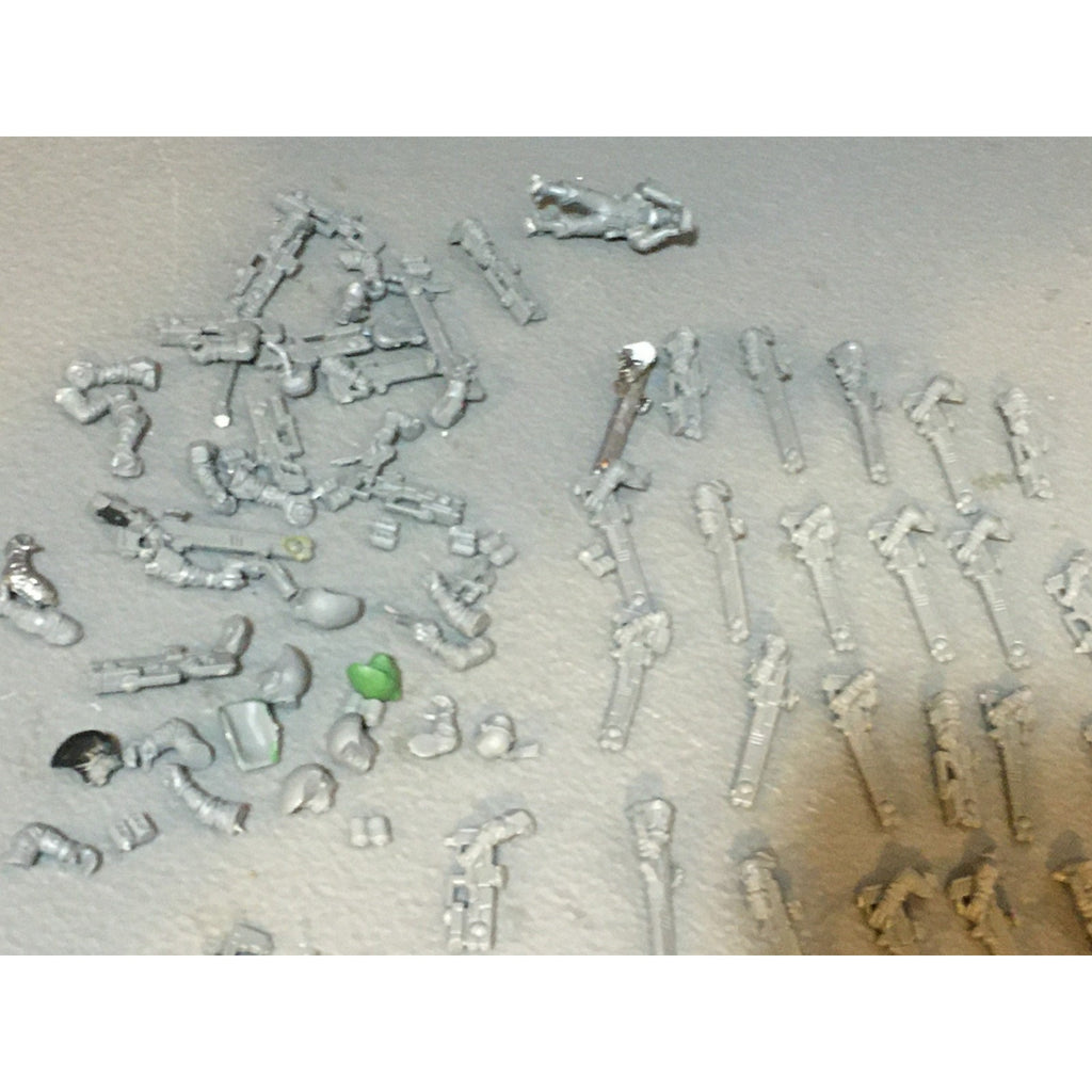 A33932 WARHAMMER 40K TAU EMPIRE FIRE WARRIORS BITS LOT GW GAMES WORKSHOP