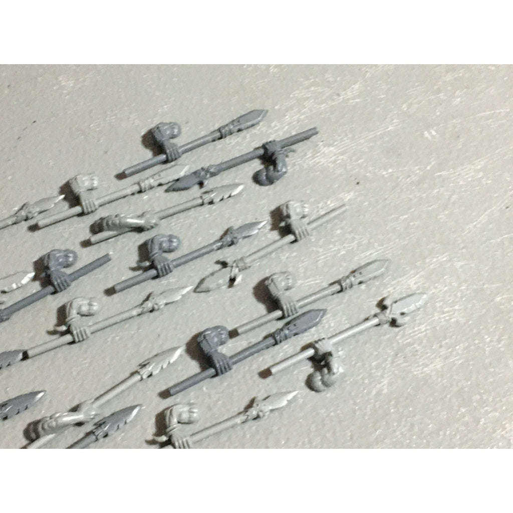A22608 WARHAMMER FANTASY ORCS & GOBLINS BITS LOT ORC BOYZ SPEARS GAMES WORKSHOP