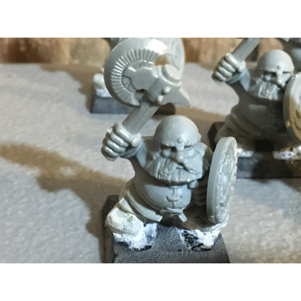 A33416 WARHAMMER FANTASY OLD WORLD QUEST DWARFS DWARF MONOPOSE 8 PK GW 4TH ED