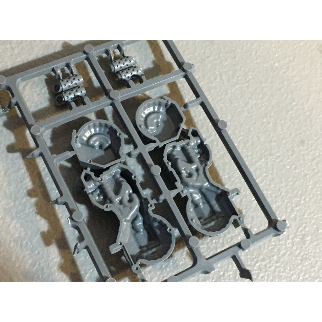 A29496 WARHAMMER 40K SPACE MARINES DARK ANGELS BITS ON SPRUE LOT RAVENWING GW
