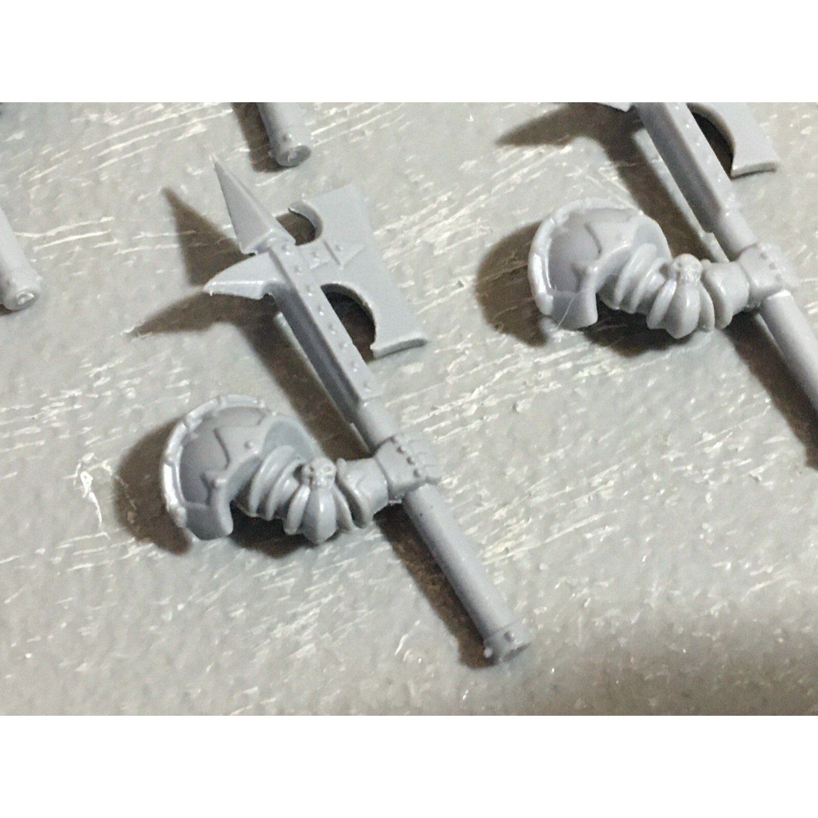 A22251 WARHAMMER FANTASY CHAOS MORTALS BITS LOT WARRIORS KNIGHTS WEAPONS GW OOP