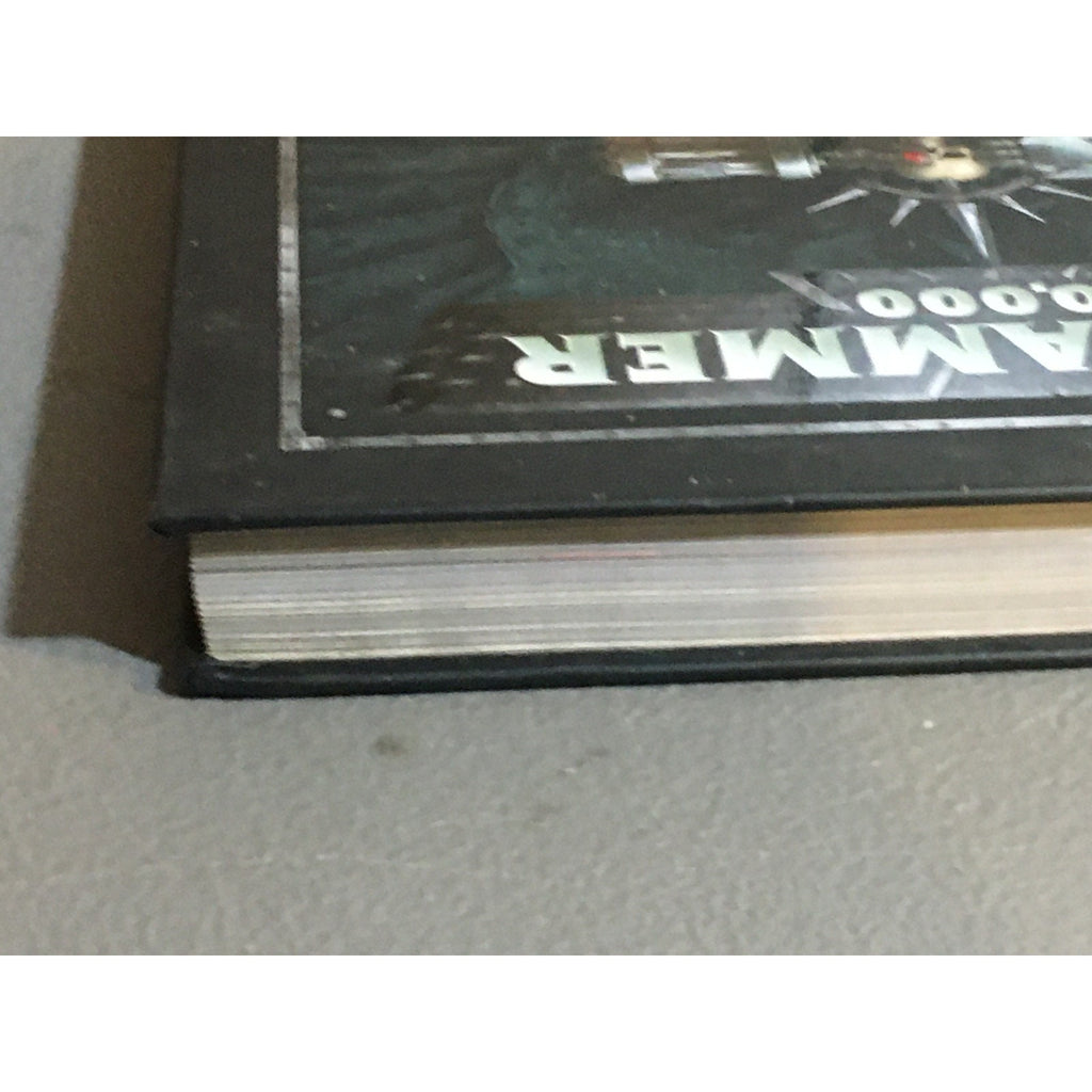 BOOK WARHAMMER 40K GRIM DARKNESS CORE RULE BOOK 8TH ED USED HB HARDBACK