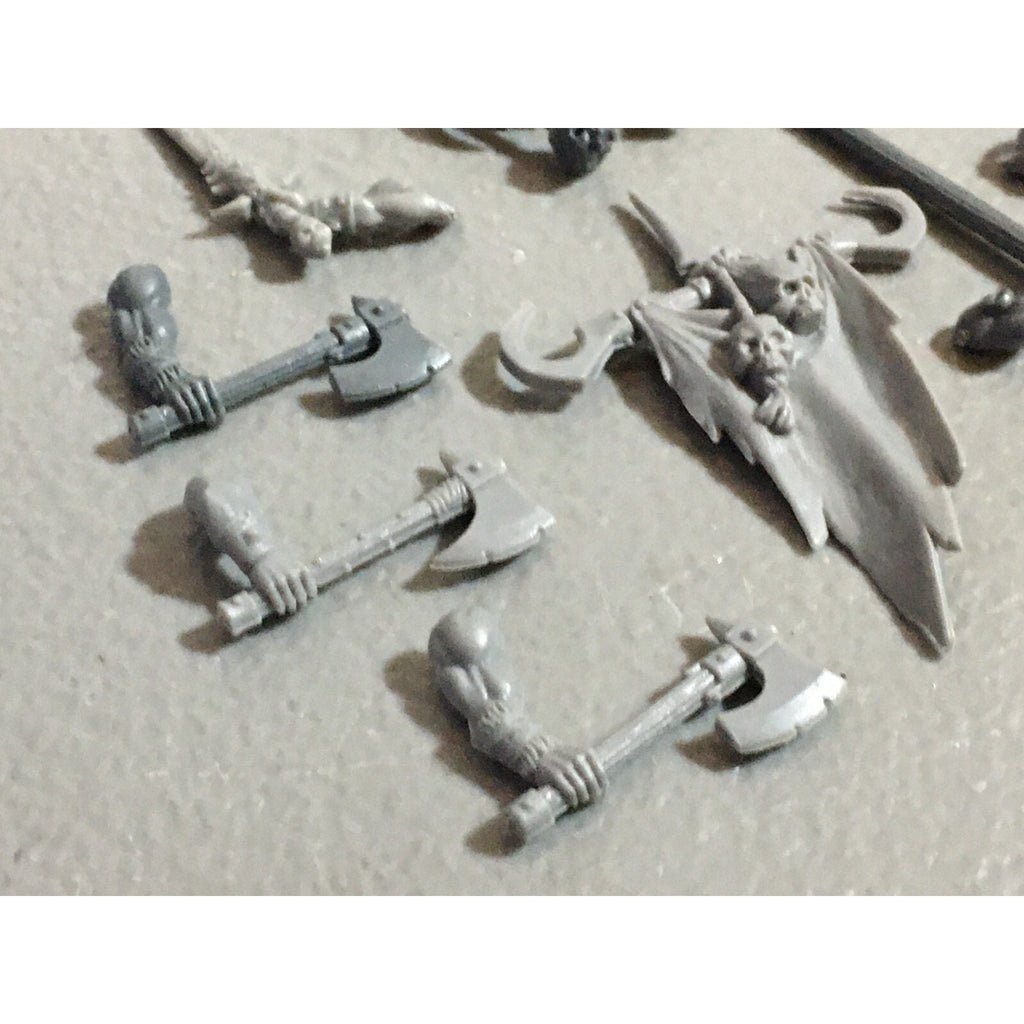 A22186 WARHAMMER FANTASY CHAOS MORTALS BITS LOT MIXED MARAUDER COMMAND & ARMS GW
