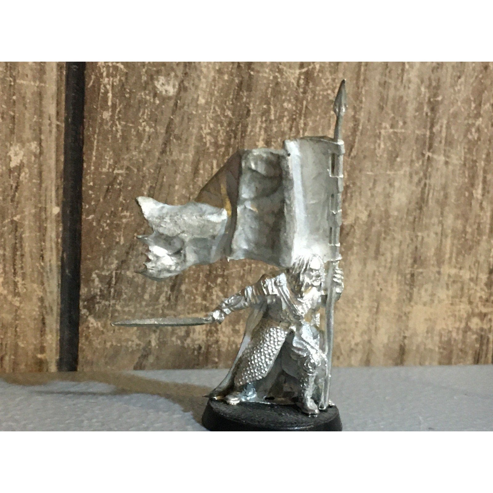 A30092 LOTR LORD OF THE RINGS GAMES WORKSHOP METAL ROHAN GAMLING BANNER GUARD
