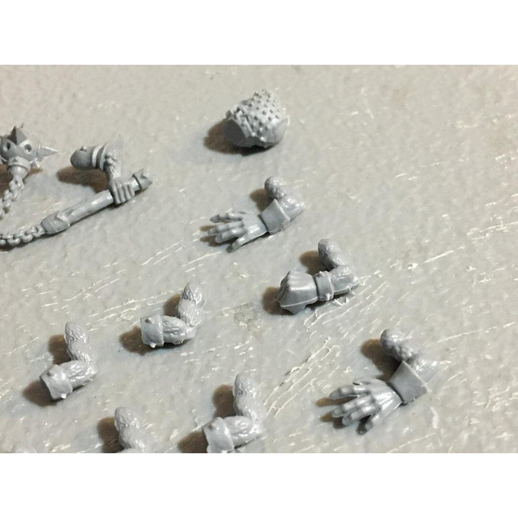A23449 WARHAMMER FANTASY SKAVEN BITS LOT MIXED CLANRAT PLAGUE MONK RUNNER GW