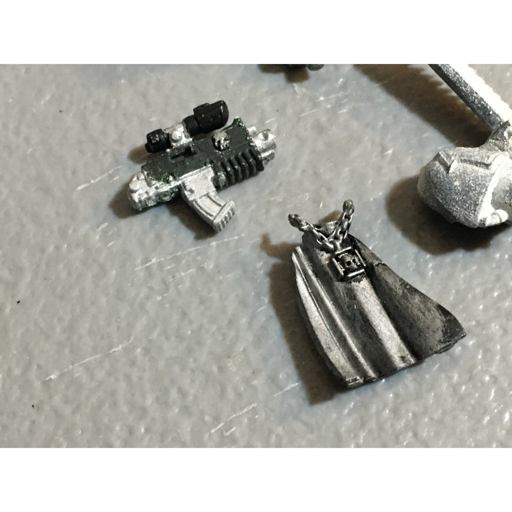 A23259 WARHAMMER 40K SPACE MARINES BITS LOT ARMS GAMES WORKSHOP GW