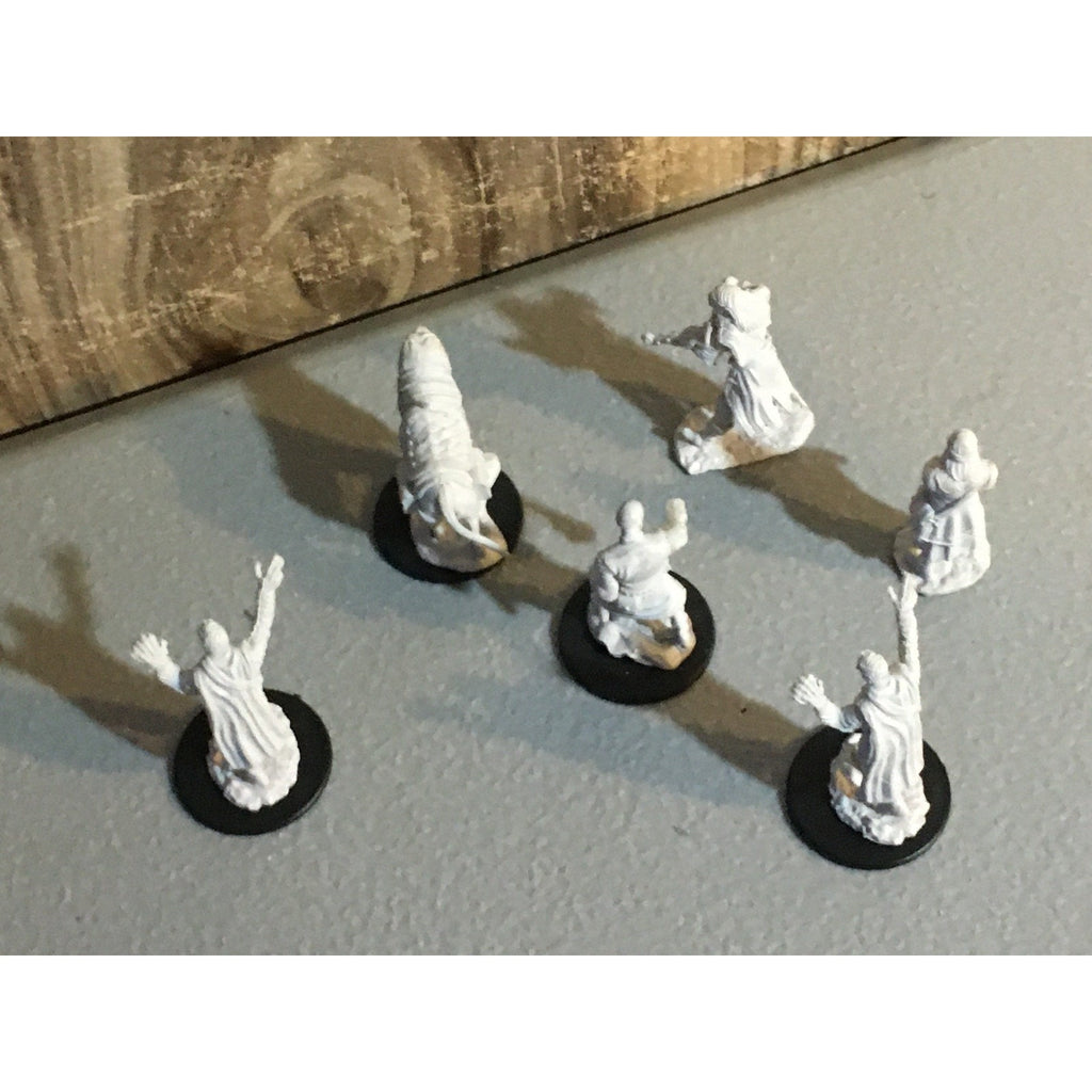 A30067 WIZARDS MINIATURES D&D DUNGEONS & DRAGONS MIXED CIVILANS TOWNSFOLK