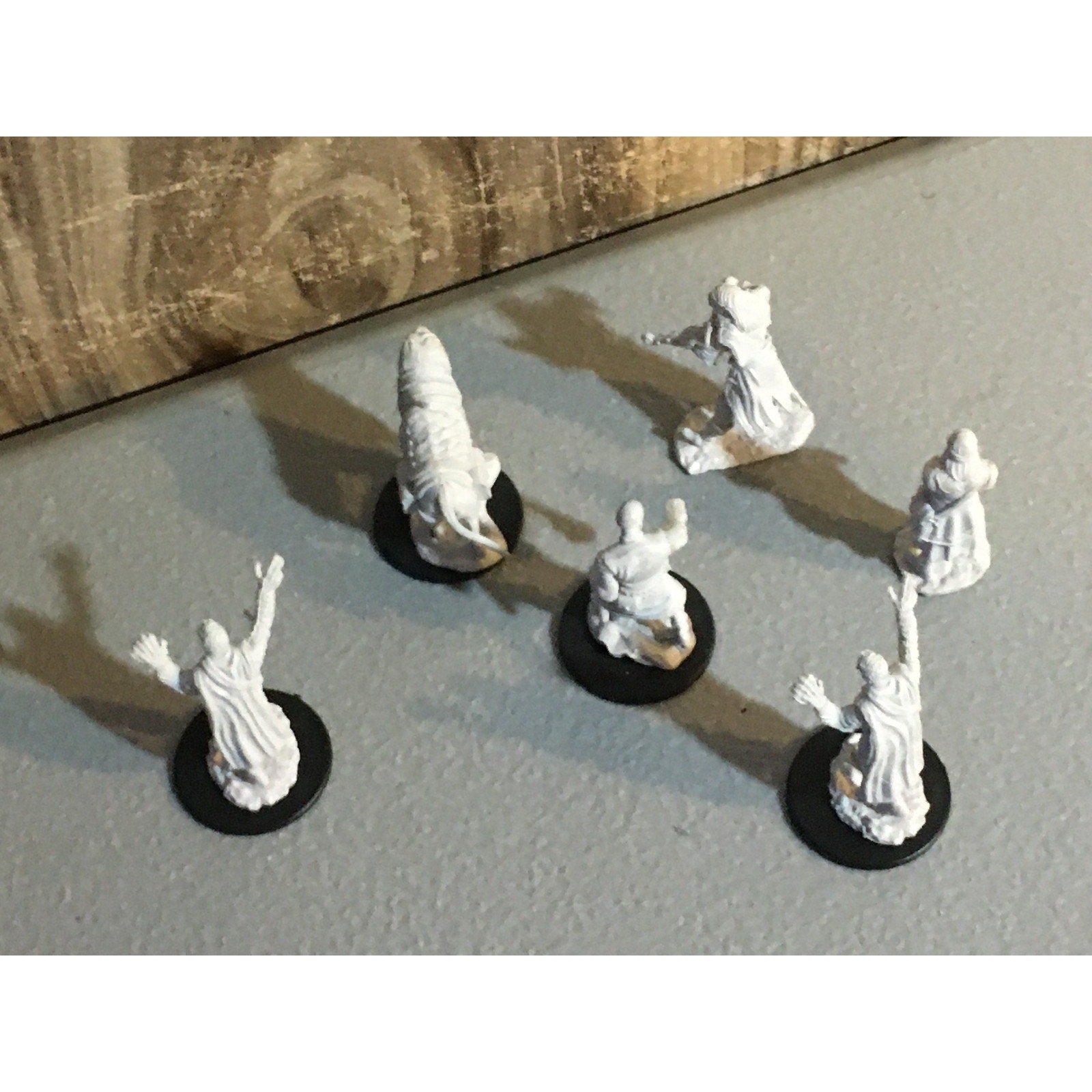 A30067 WIZARDS MINIATURES D&D DUNGEONS & DRAGONS MIXED CIVILANS TOWNSFOLK