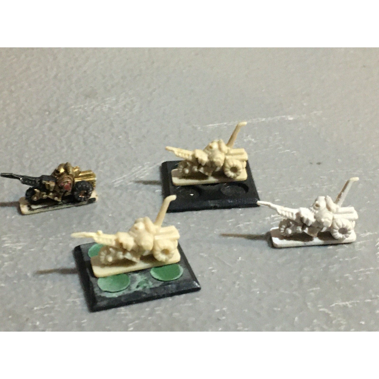 A24539 EPIC 40K SQUAT TRIKE BIKES 4X GAMES WORKSHOP WARHAMMER GW