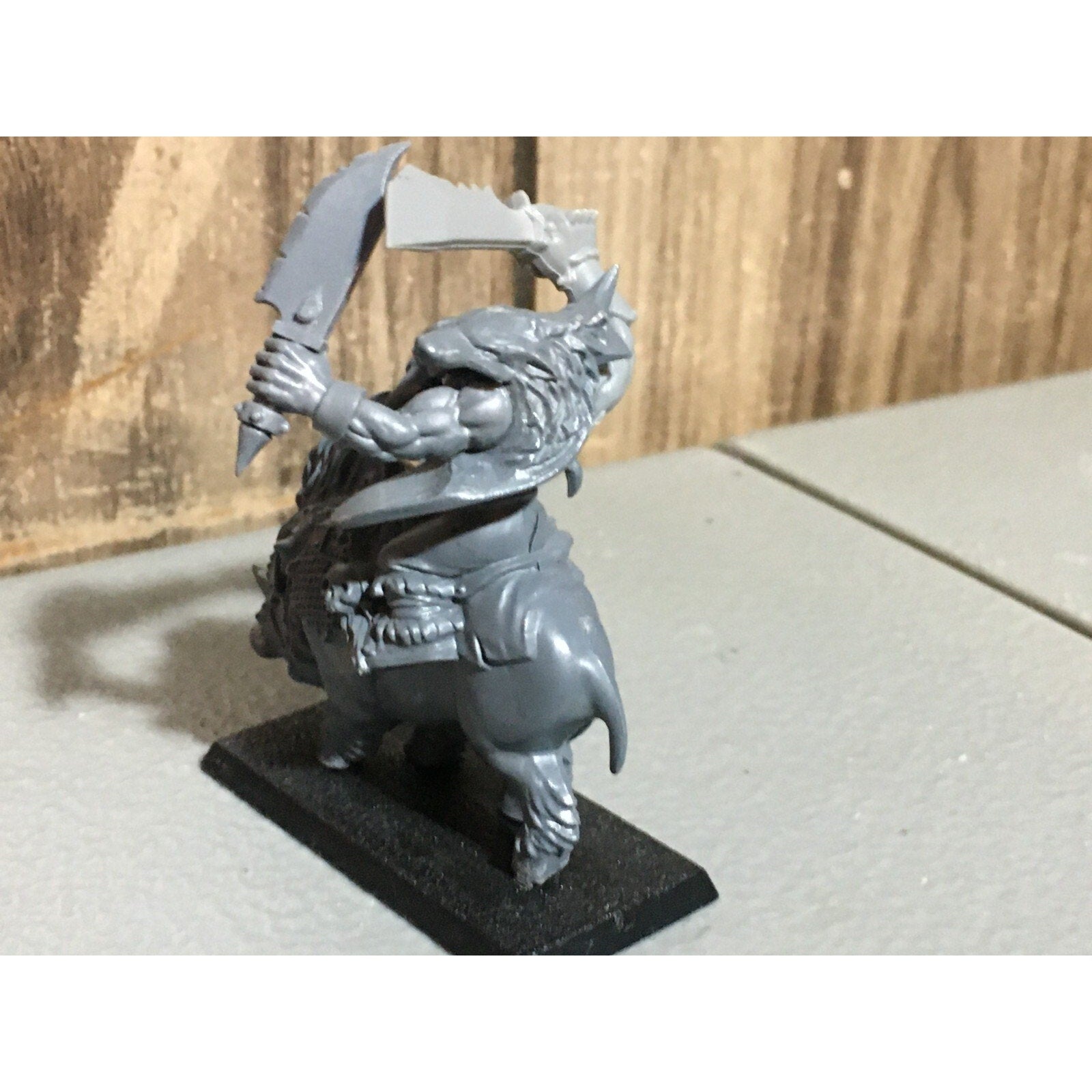 A20087 WARHAMMER FANTASY ORCS & GOBLINS ORC WARBOSS ON BOAR GAMES WORKSHOP