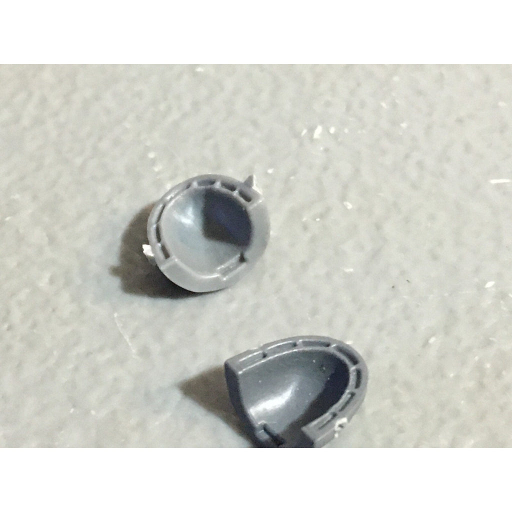 A22964 WARHAMMER 40K SPACE MARINES BITS LOT SHOULDER PADS GAMES WORKSHOP GW