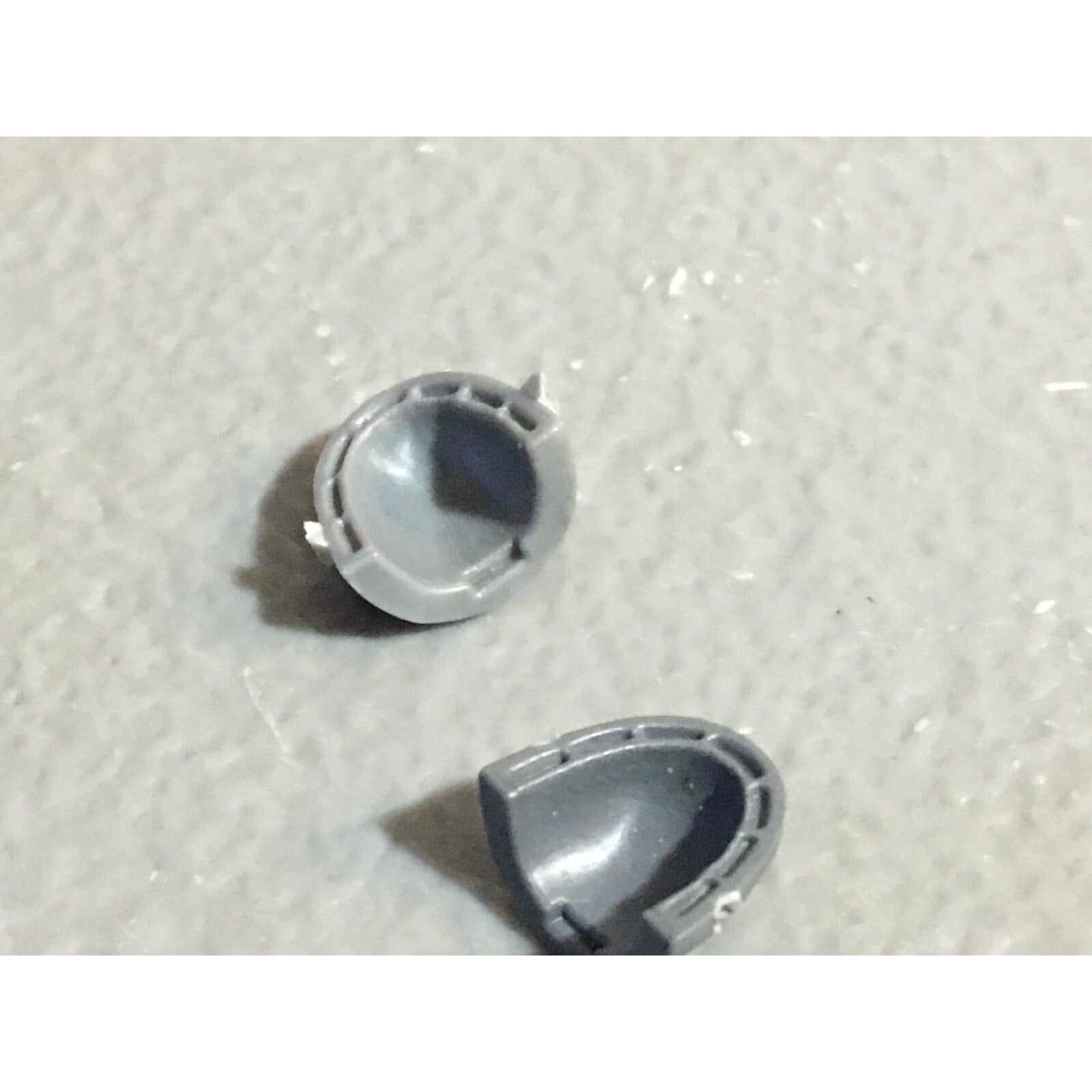 A22964 WARHAMMER 40K SPACE MARINES BITS LOT SHOULDER PADS GAMES WORKSHOP GW