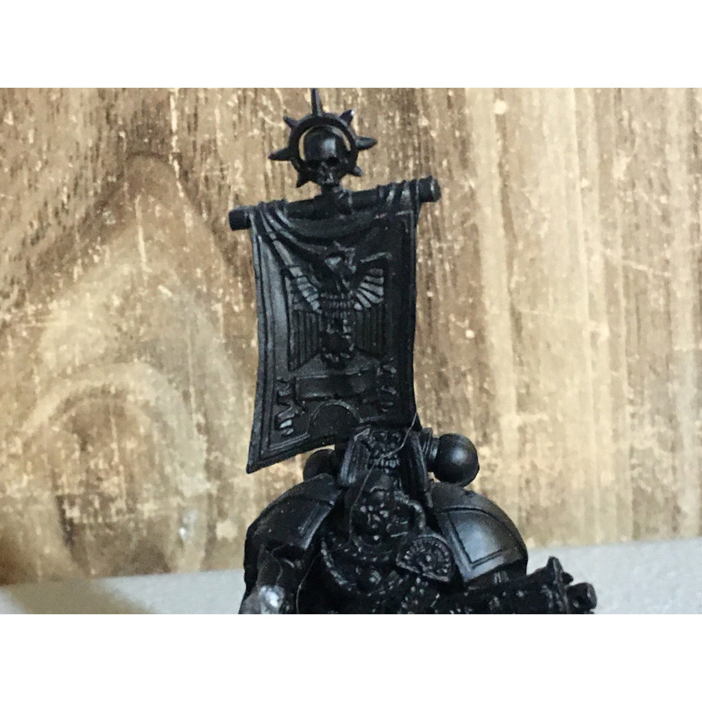 A32295 WARHAMMER 40K SPACE MARINES BLACK REACH CAPTAIN GW