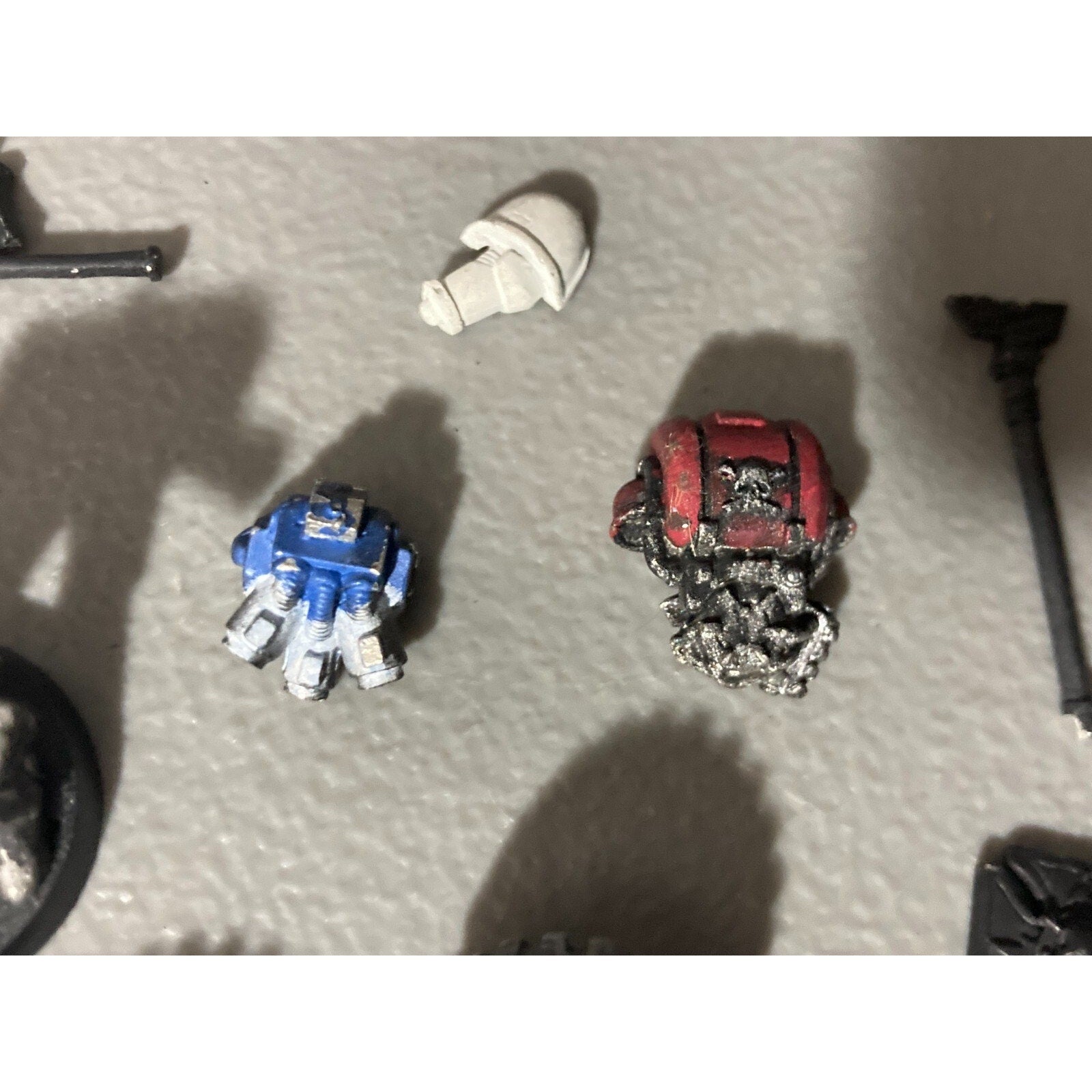 A19745 WARHAMMER 40K SPACE MARINES ALL METAL BITS LOT POLE PLASMA SHIELD ARM