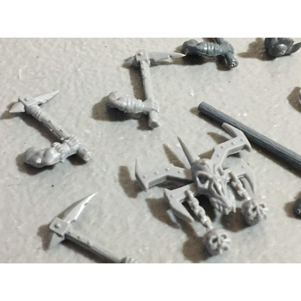 A22190 WARHAMMER FANTASY CHAOS MORTALS BITS LOT MIXED MARAUDER COMMAND & ARMS GW