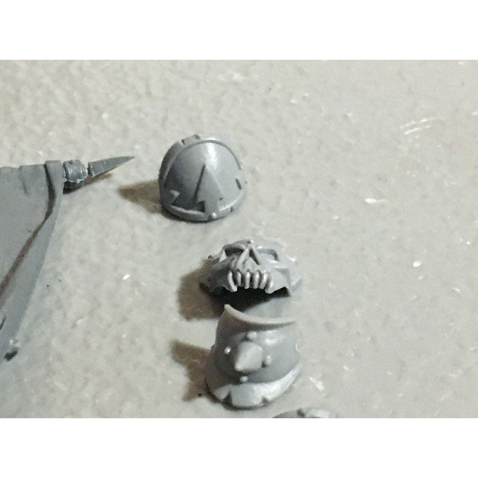 A22262 WARHAMMER FANTASY CHAOS MORTALS BITS LOT MIXED BANNERS ACCESSORIES GW
