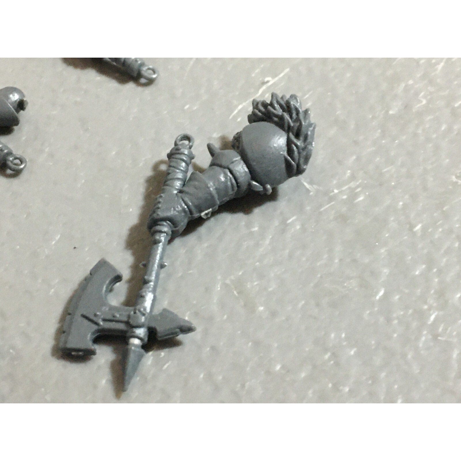 A22216 WARHAMMER FANTASY CHAOS MORTALS BITS LOT HAMMER HANDS GAMES WORKSHOP