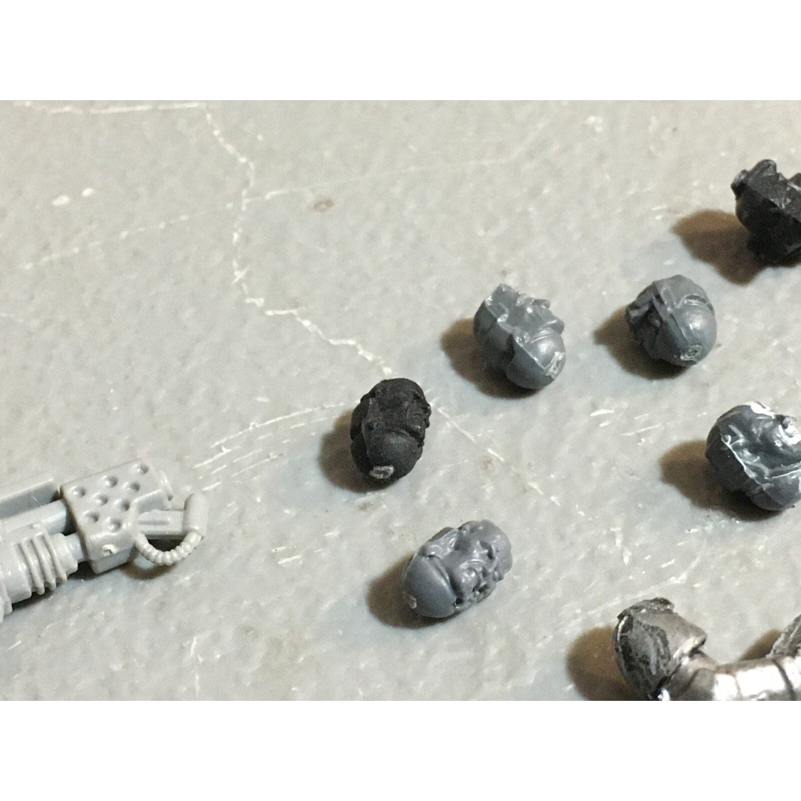 A23463 WARHAMMER 40K SPACE MARINES BITS LOT ARMS HEADS GAMES WORKSHOP GW