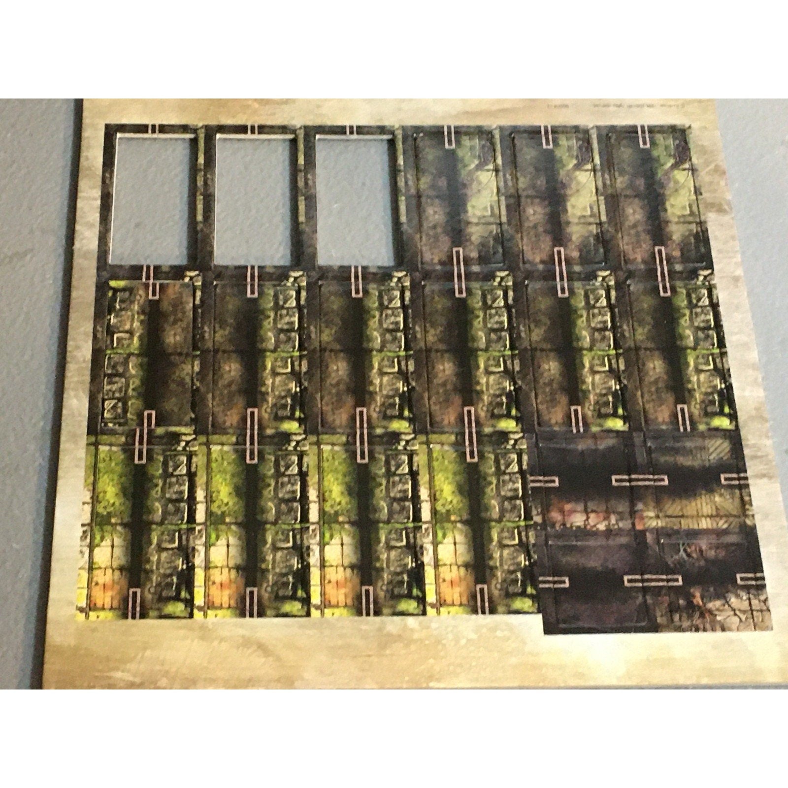A32713 RACKHAM CONFRONTATION BIG MARKERS TOKENS TILES LOT TABLETOP