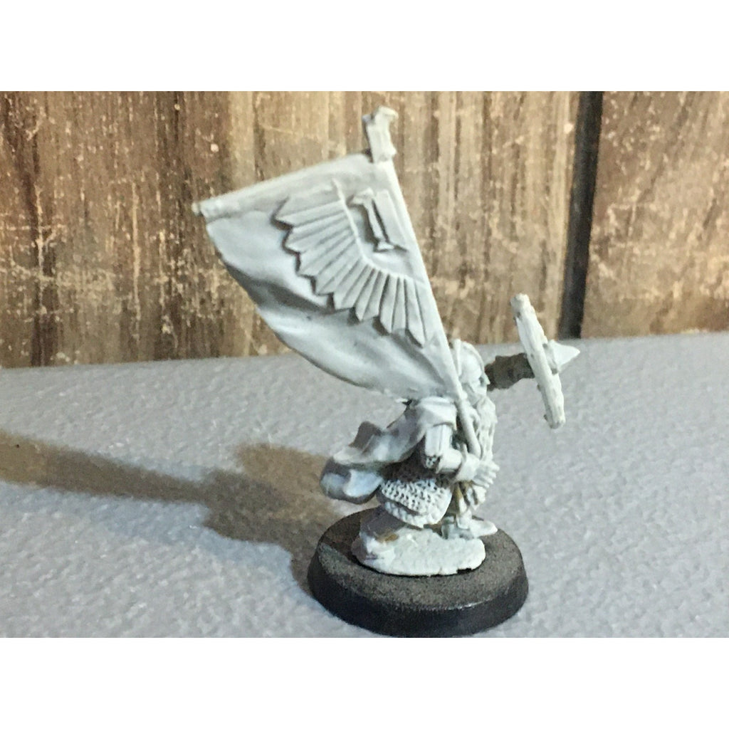 A30027 LOTR LORD OF THE RINGS GAMES WORKSHOP DWARF HERALD BANNER BEARER FINECAST
