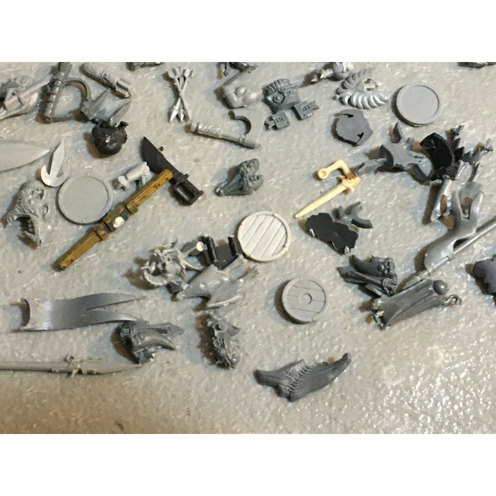 A29616 WARHAMMER FANTASY AOS MIXED BITS LOT BANNER SHIELD CLOAK GW
