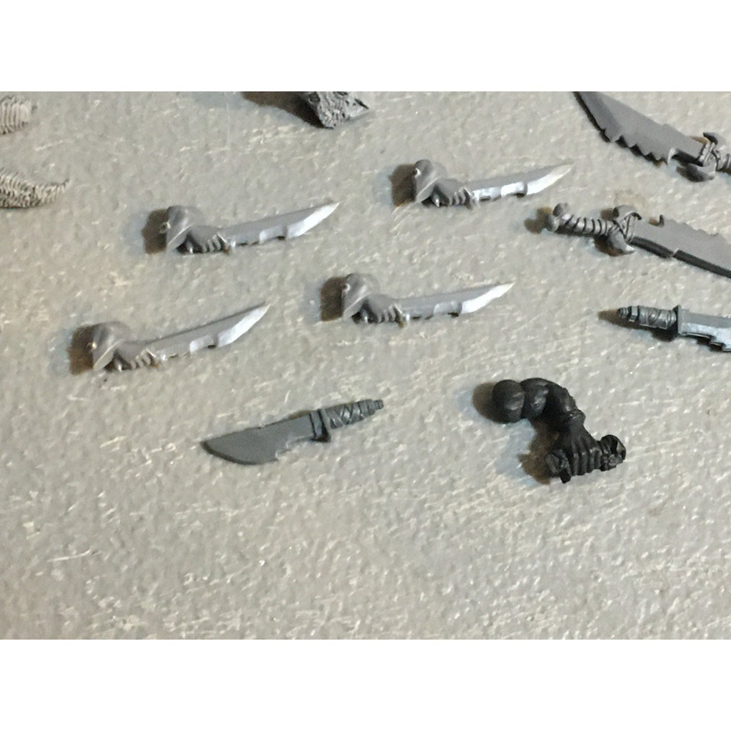 A33599 WARHAMMER FANTASY OLD WORLD ORCS GOBLINS BITS LOT WOLF NIGHT BULLY GW