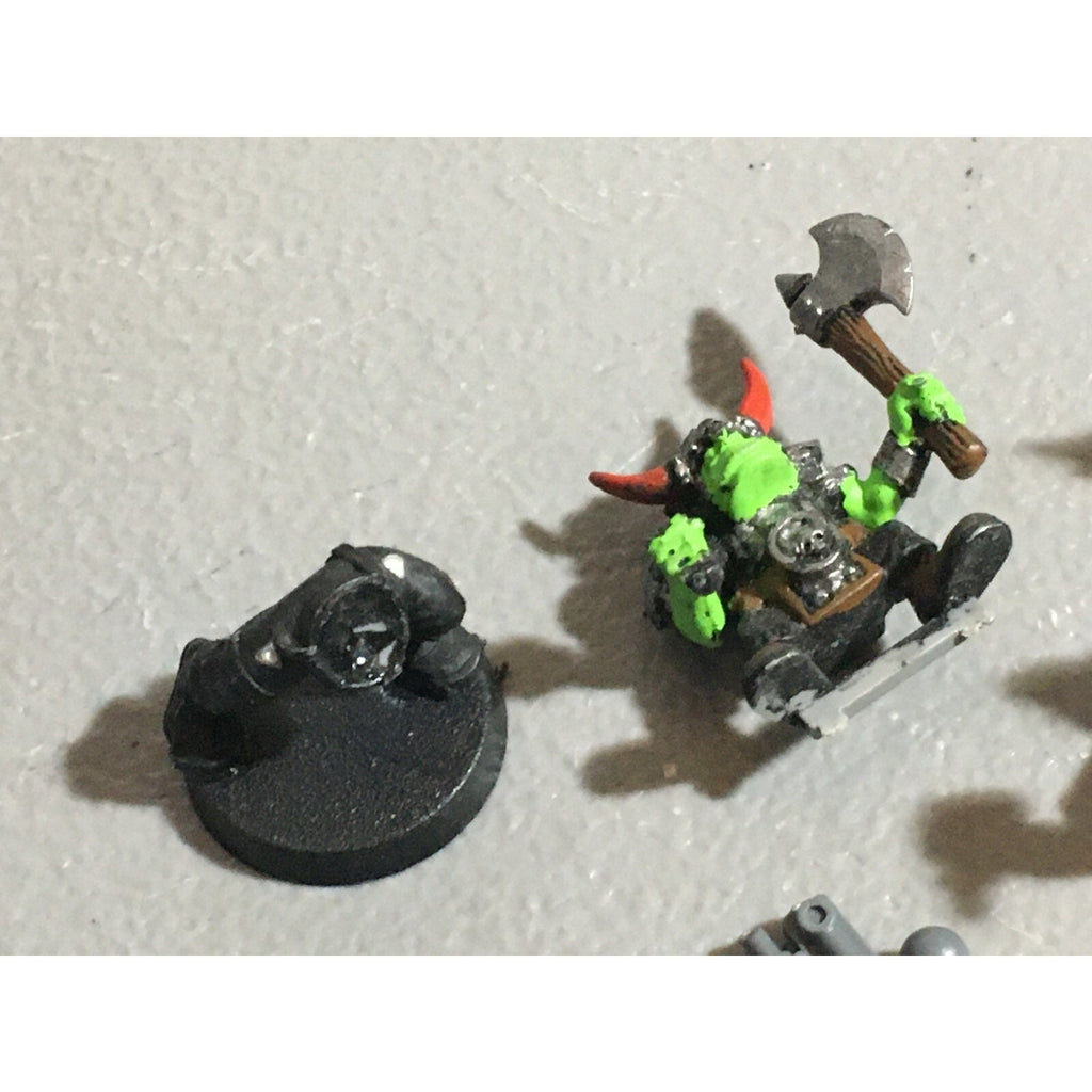 A22084 WARHAMMER 40K ORKS INCOMPLETE & BITS LOT GAMES WORKSHOP GW