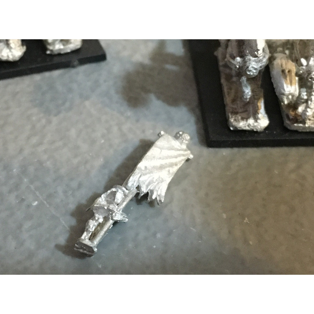 A33668 WARHAMMER WARMASTER UNDEAD METAL CHARIOTS GW GAMES WORKSHOP