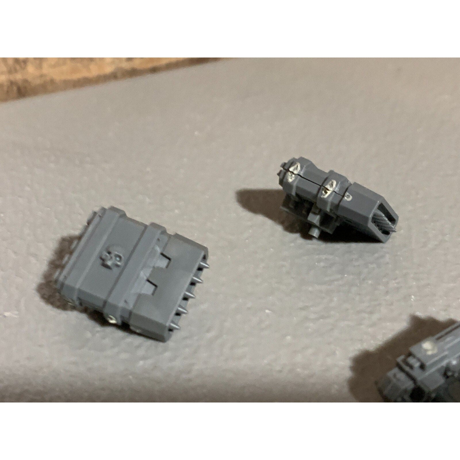 A17835 WARHAMMER 40K ASTRA IG GUARD TANKS BITS LOT GW GAMES WORKSHOP