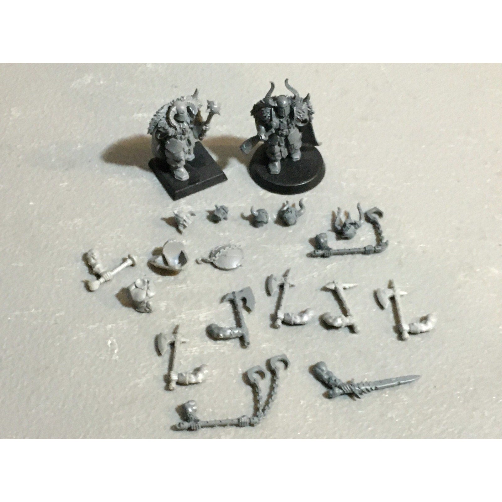 A23217 WARHAMMER FANTASY CHAOS MORTALS BITS LOT MARAUDERS WARRIORS GW