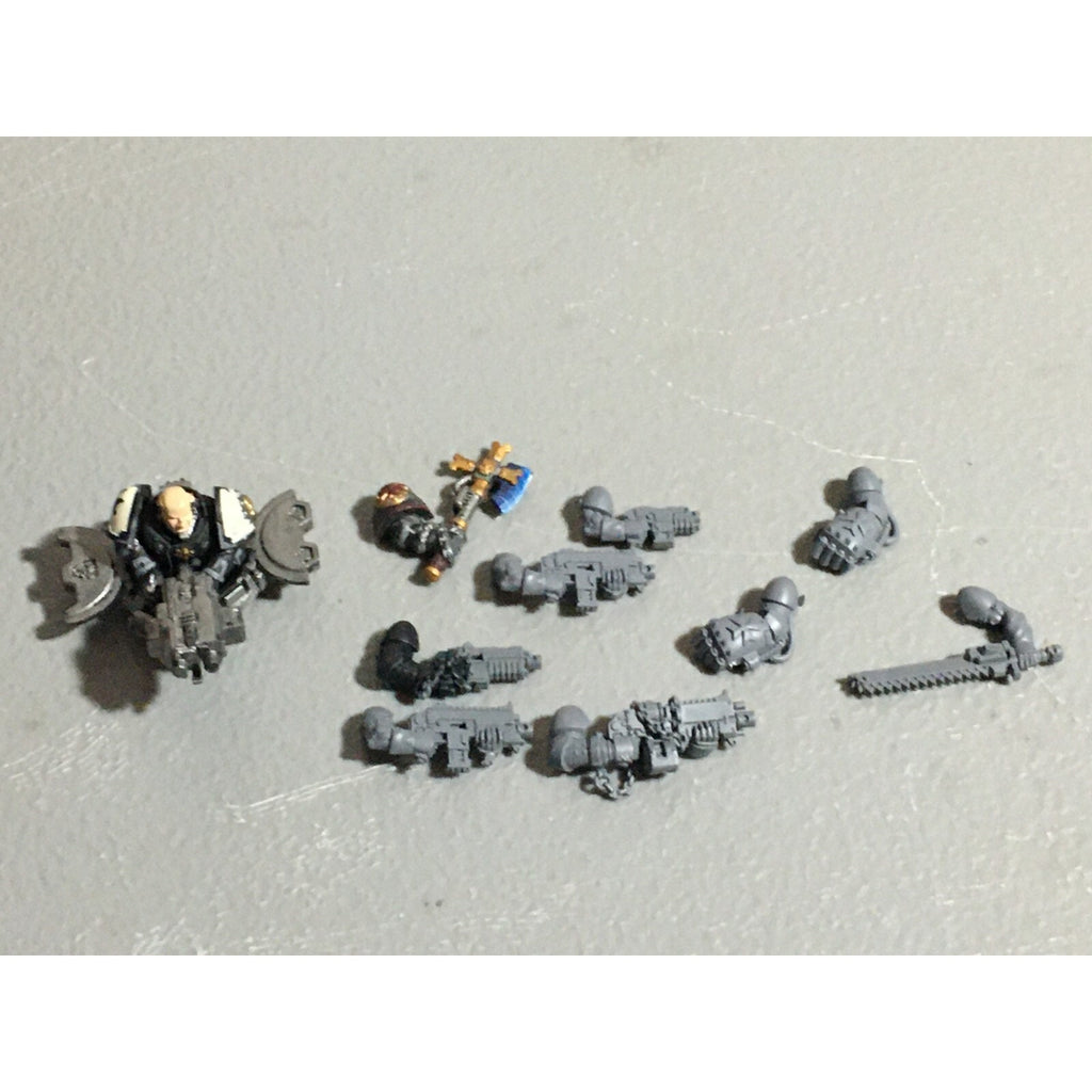 A22271 WARHAMMER 40K SPACE MARINES BLACK TEMPLARS BITS LOT POWER FIST BOLT GW