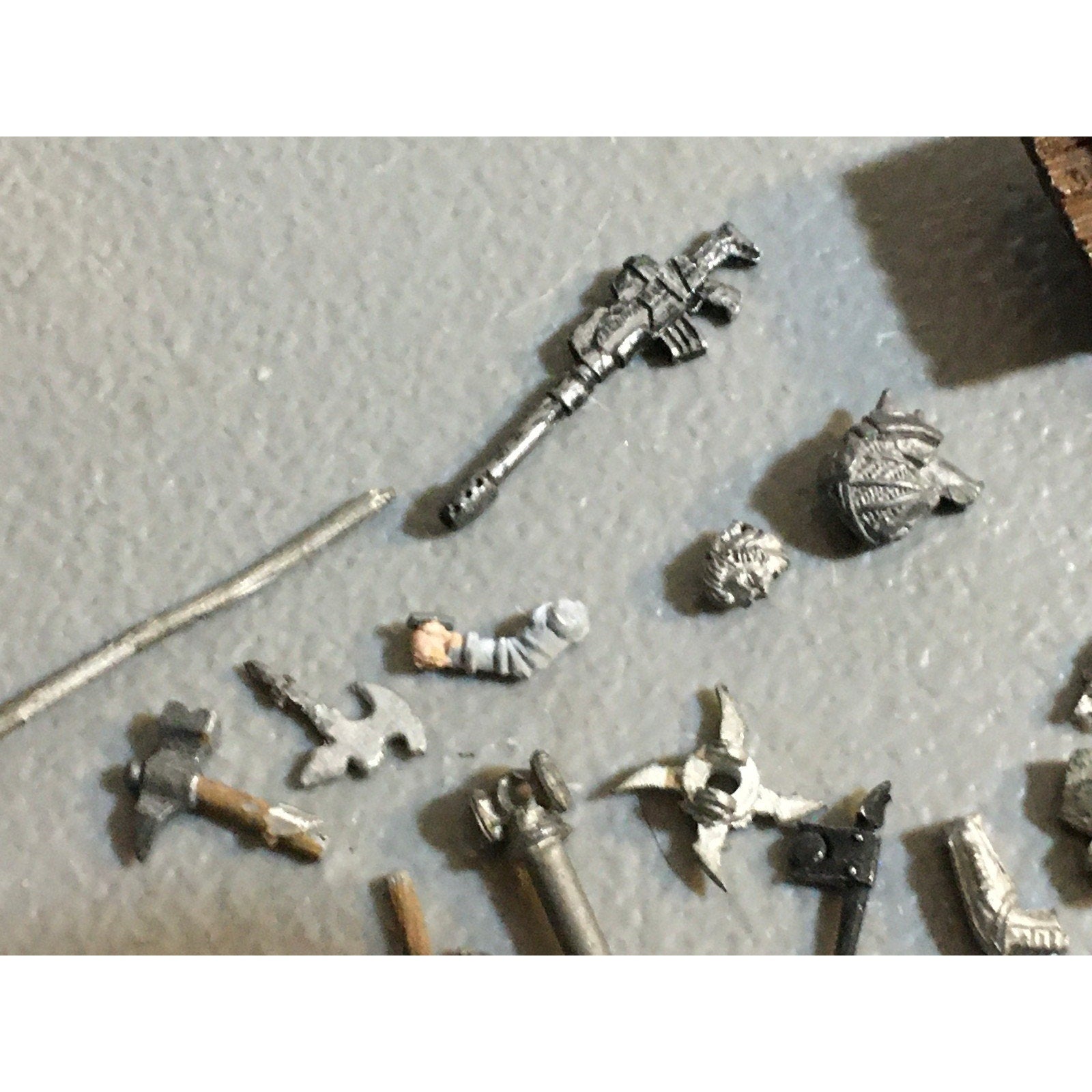 A32553 UNKNOWN MINIATURES ALL METAL BITS LOT FANTASY SCI-FI MIXED
