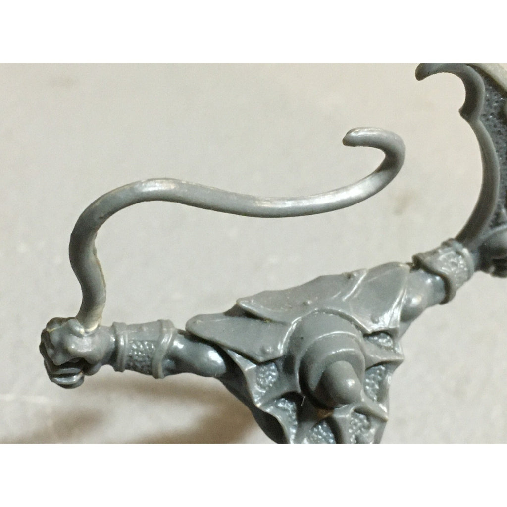 A23496 WARHAMMER HEROQUEST GARGOYLE BLOODTHIRSTER MISSING HEAD & WINGS GW