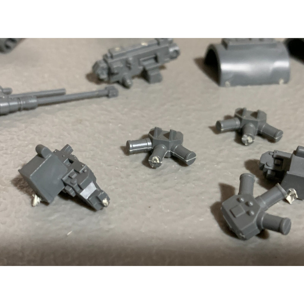 A17835 WARHAMMER 40K ASTRA IG GUARD TANKS BITS LOT GW GAMES WORKSHOP