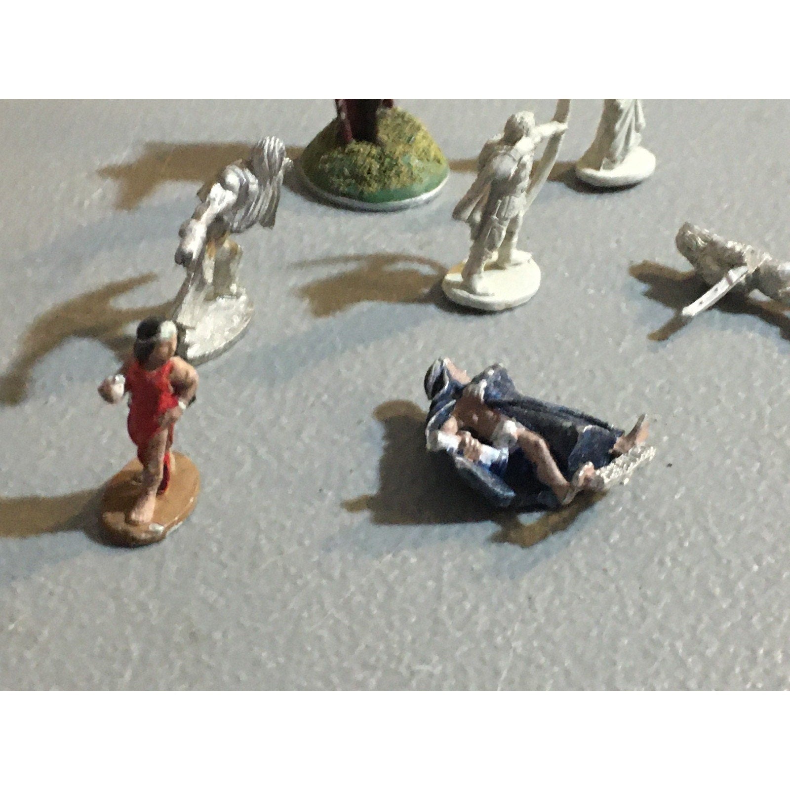 A34022 UNKNOWN METAL MINIATURES MIXED HUMAN MAGE FEMALE TABLETOP RPG