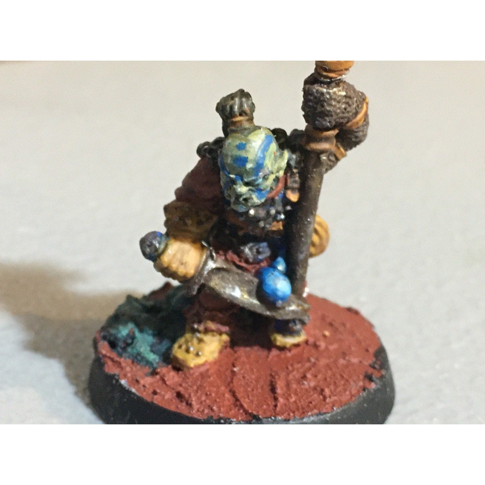 A30008 WARHAMMER FANTASY REG RENOWN DESPOILING HOBGOBLIN DARKLAND STANDARD GW